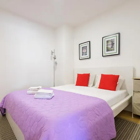 Guestready - Revolution 1842 Apartmán *